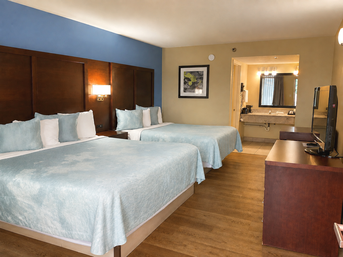Standard King room